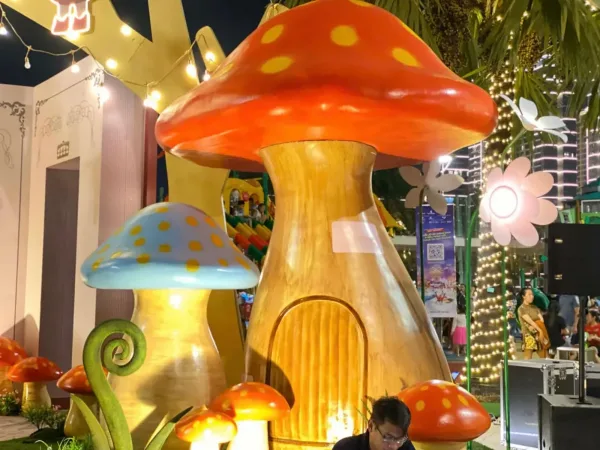 Mô hình điêu khắc VinWonders Grand Park 1