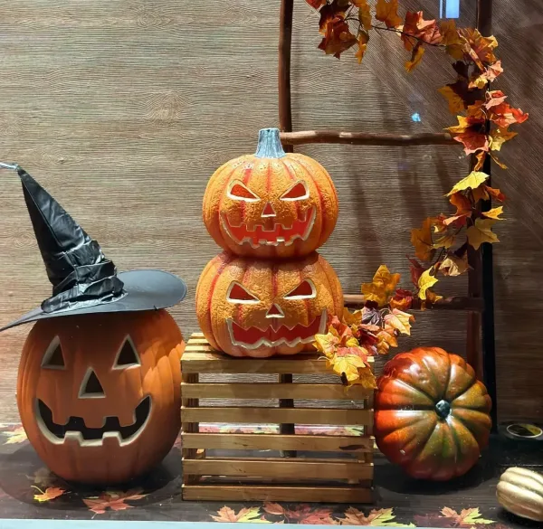 Mô hình điêu khắc Halloween AEON Tạ Quang Bửu PARC MALL (HCM)